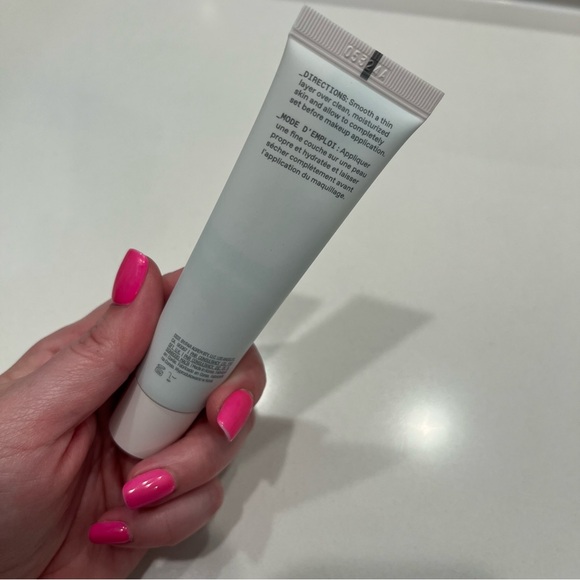 r.e.m. beauty Lunar Magic Blurring Primer - Picture 2 of 5